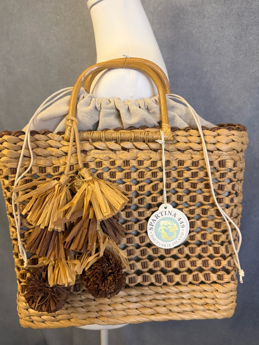 NWT Spartina 449 Woven Straw Tote Bag Drawstring Lining Tassel Charm